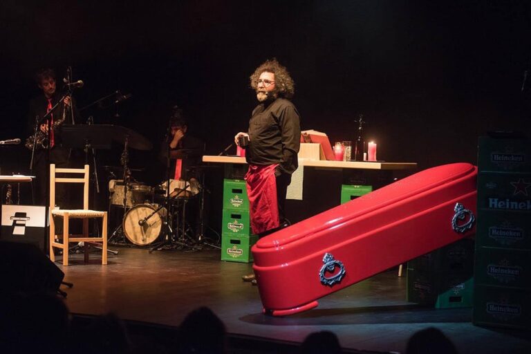 El bar nuestro de cada día – Chipi la Canalla – Teatre El Musical
